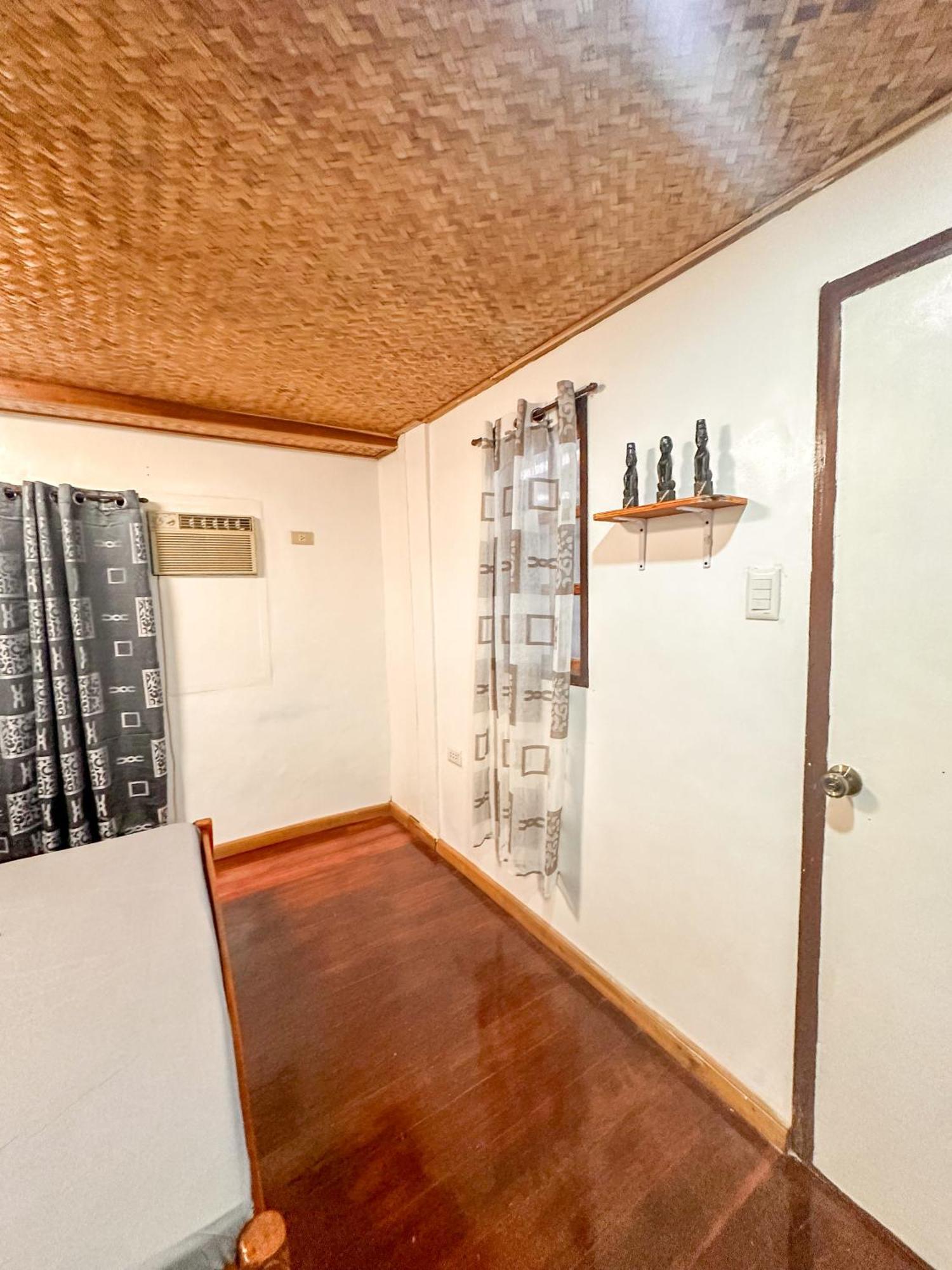 Hangout'S Hostel 엘니도 외부 사진