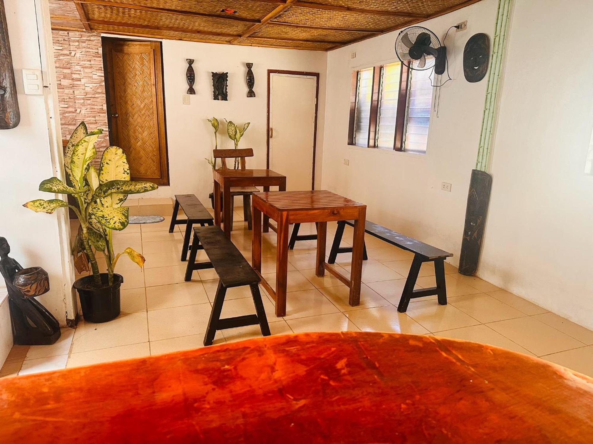 Hangout'S Hostel 엘니도 외부 사진
